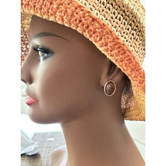 Brown Earrings - Picture 5 of 5